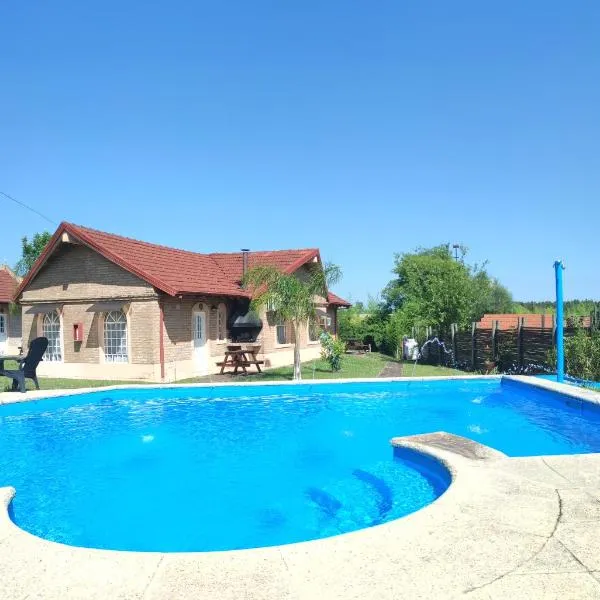 Cabañas azahares del Ayui, khách sạn ở Concordia