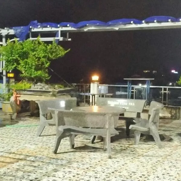 Nhà nghỉ Vĩnh Trà, hotel v destinácii Bình Sơn