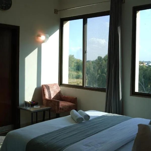Walk-Inn Rooms F-11 Islamabad, khách sạn ở Islamabad