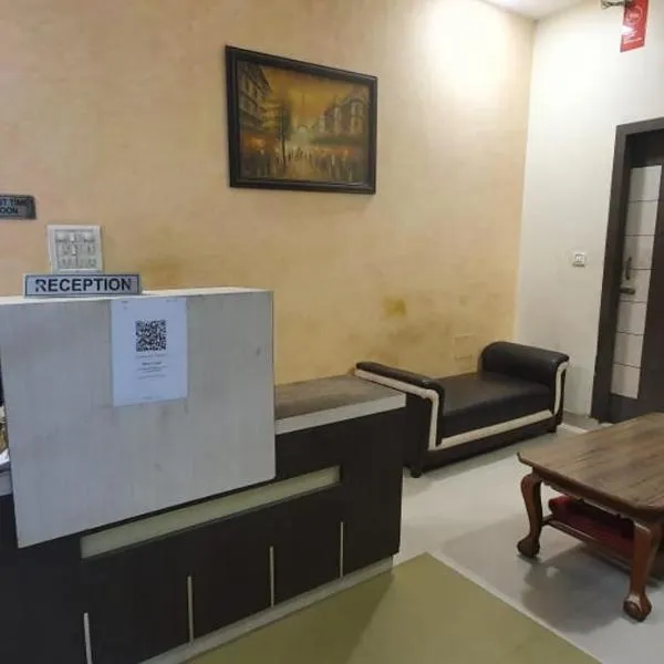 Hotel Sunshine, hotel di Bathinda