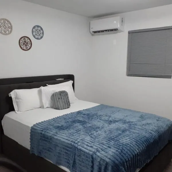 Viesnīca Small's Cozy Rest 7 Efficiency pilsētā South Bimini