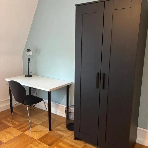 private Zimmer im Serviced Apartment - mit wöchentlicher Reinigung, hótel í Stuttgart