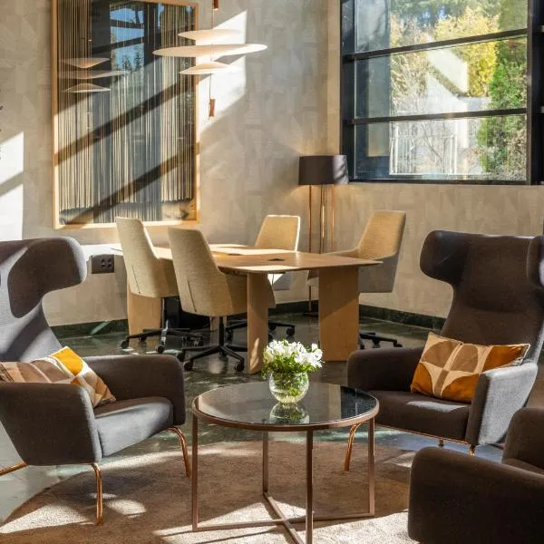 Ilunion Pio XII, Hotel in Madrid