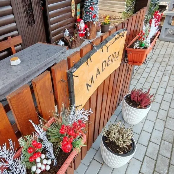 Madeira House - Terme Čatež, hotel in Čatež ob Savi