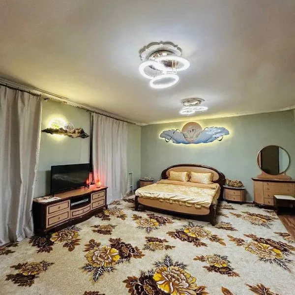 Mandakh Naran Guest House, hotel Dzuunmod városában
