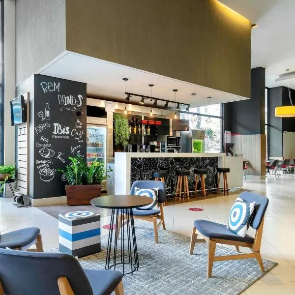 ibis BH Afonso Pena Savassi，位于贝洛奥里藏特的酒店