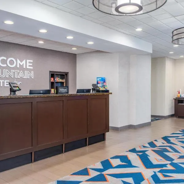 Hampton Inn and Suites Parkersburg Downtown, hotel v destinaci Parkersburg