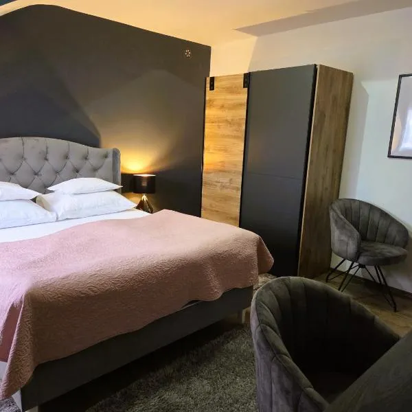 Hotel Millennium: Osijek şehrinde bir otel