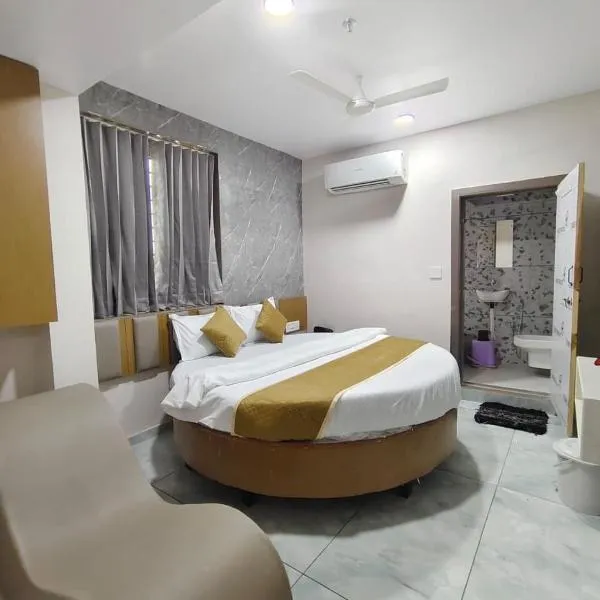 Hotel Metro, hotel em Himatnagar