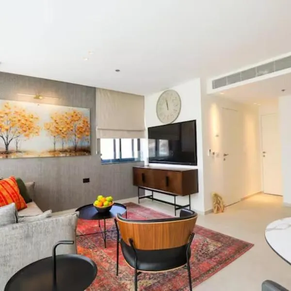 Amazing 2Bdrm penthouse in JLM with balcony and view - פנטהאוז ירושלים, hotel in Jeruzalem