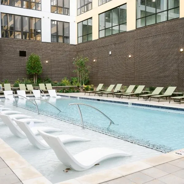 Placemakr Huntsville - MidCity District、ハンツビルのホテル