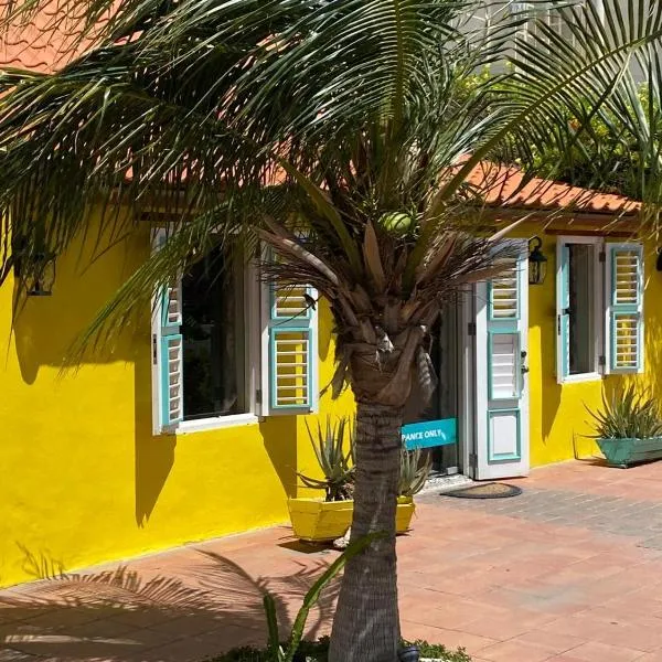 Mereri downtown apartments, apartment 13C, hotel sa Oranjestad