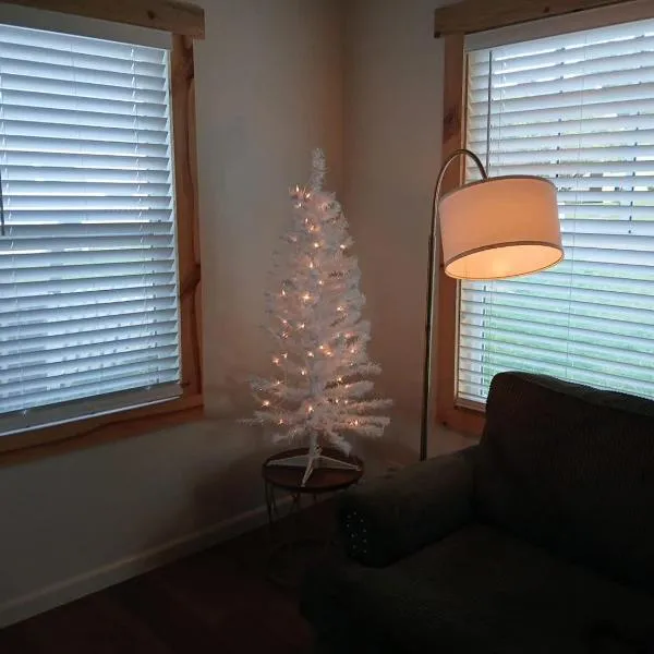 #StayinMyDistrict Brussels Bungalow,位于北本德的酒店