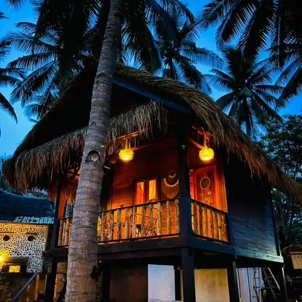 Living On Air, hotel in Pulau Sarang