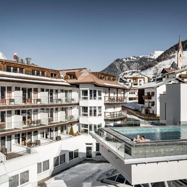 Alpin Art & Spa Hotel Naudererhof Superior, Hotel in Nauders