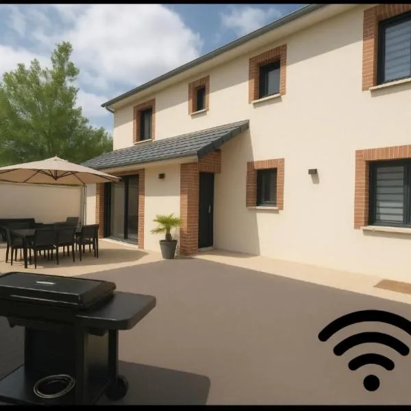 Gîte le Cubry, hotel in Moussy