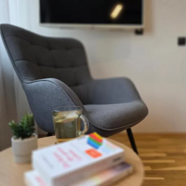 Zentrale Wohnung, nähe Innenstadt, hotel ve uŠtýrském Hradci