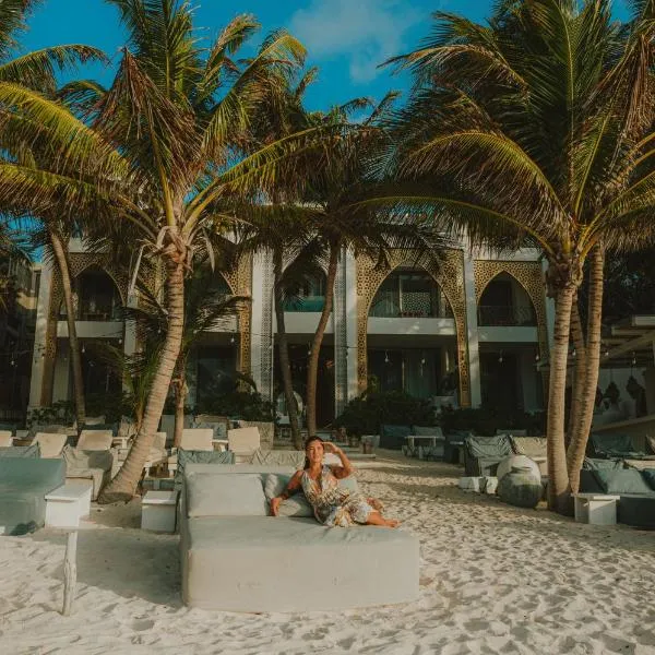 Sana Tulum Beachfront Boutique Hotel, hotel in Tulum