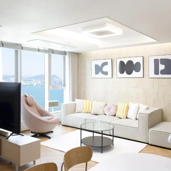 Brown Suites Busan Station, hotel din Busan