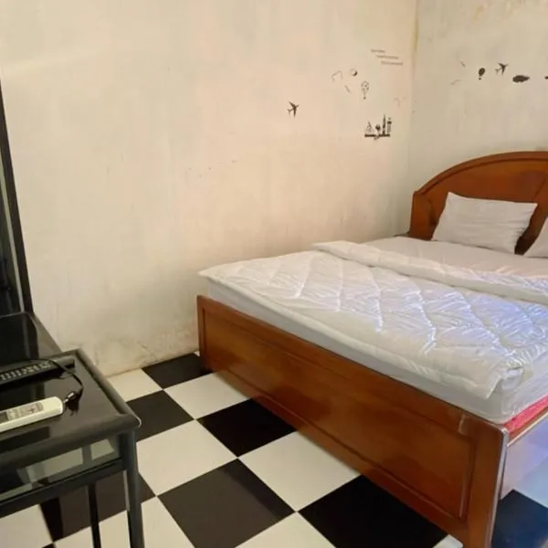 RedDoorz near Jalan Angsana Lubuk Linggau โรงแรมในLubuklinggau