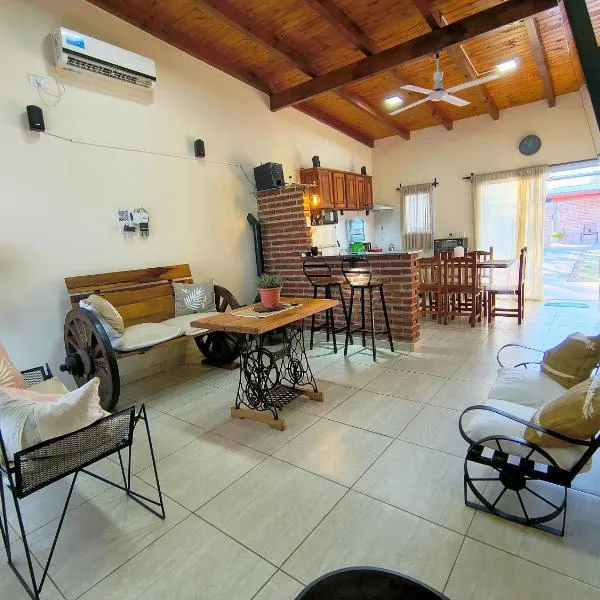 "La Armonía" Casa con Quincho, khách sạn ở Mercedes