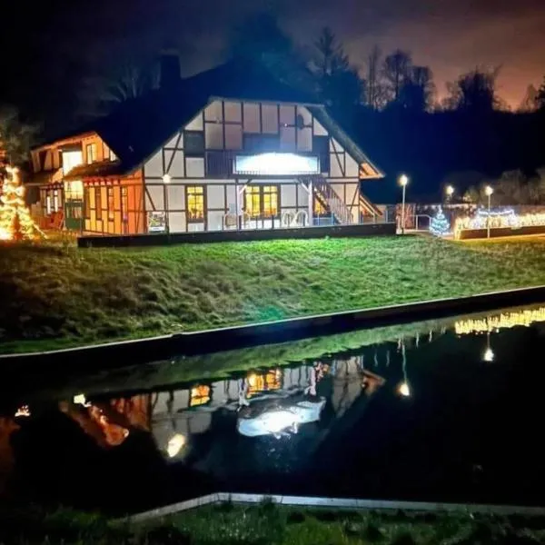 Hotel & Restaurant Lenzer Krug، فندق في مالتشو