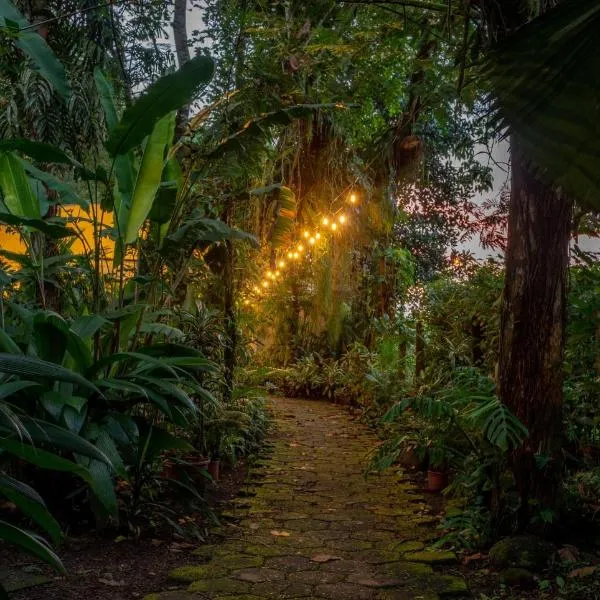 Hotel La Pérgola, hotel em Sarapiquí