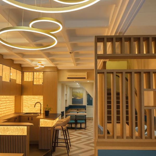 Lyo Hôtel - Centre Lyon Perrache, Lione