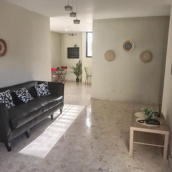 Private and comfortable double room, hotell i Santo Domingo