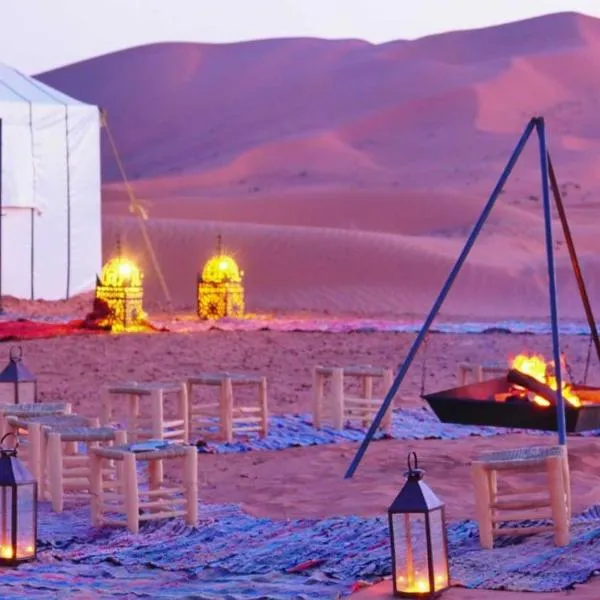 Desert Night Luxury Camp, hotell i Merzouga