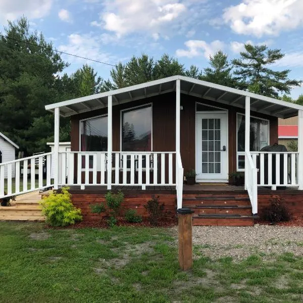 Chalet, Hotel in Fort Coulonge