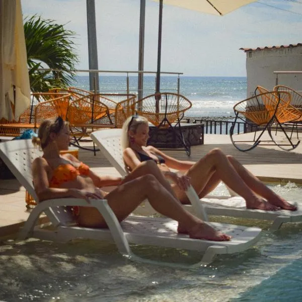 VUE by The Cabins, hotel in La Libertad