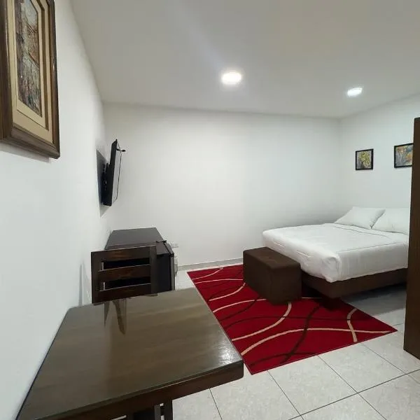 alojamiento independiente baño privado, hotel en Lima