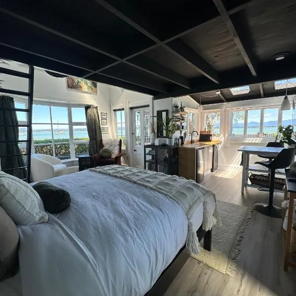 The Point Studio, Hotel in Nelson