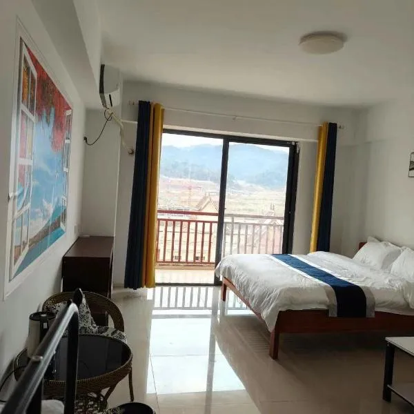 海鑫宾馆، فندق في لوانغ نامثا