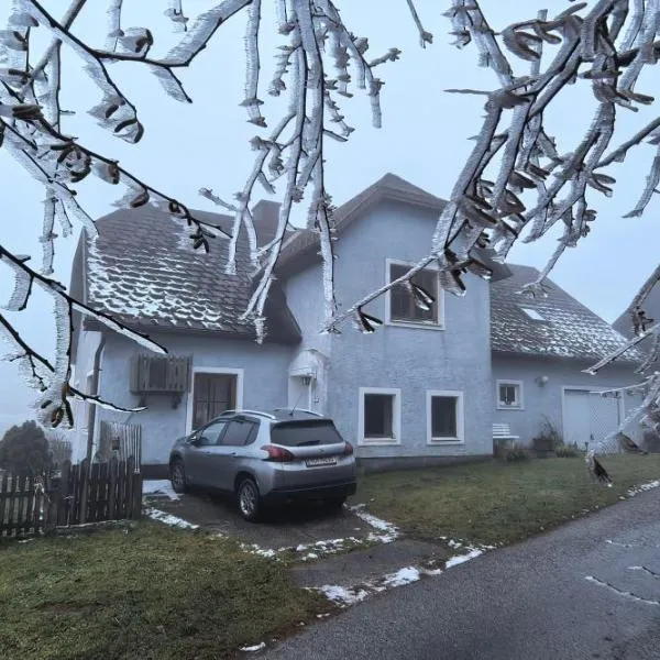 Landhaus auf der Alm, hotel em Langschlag