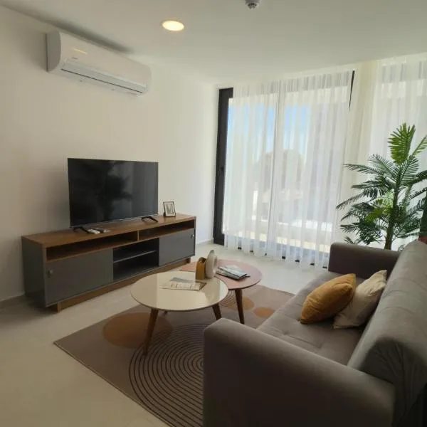 Refugio de lujo Piscina con Vistas panorámicas, hotell i Encarnación