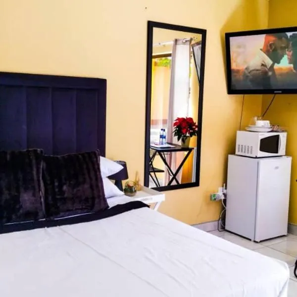 Elem Properties Ongwediva, khách sạn ở Ongwediva