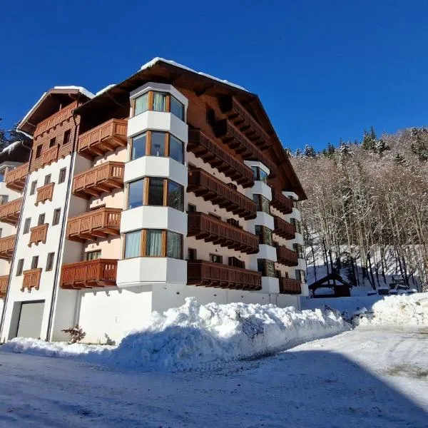 Apartmány Romantika 7 19 CHOPOK JUH Lux, hotel v destinaci Horná Lehota