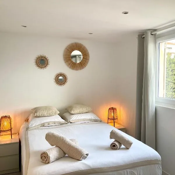 Studio Cosy & Lumineux *Centre ville Cannes*, hotel v Cannes