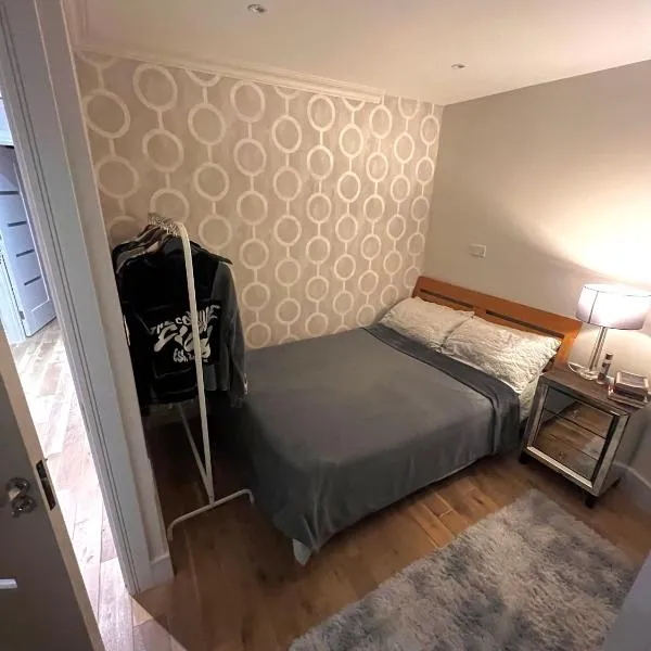 Quiet Double Ensuite in Prestige Location, hotel v destinaci Dublin