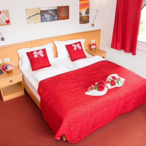 GH Hotel Piaz, hotel en Pozza di Fassa