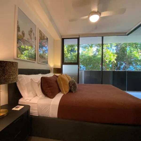 Urban Retreat - Shared Apartment with Queen Bed and Private Ensuite, hotel in Brisbane