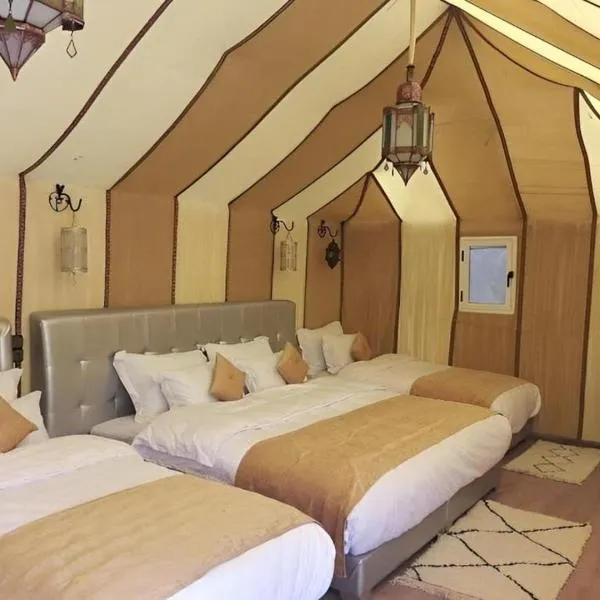 Layalée Luxury Camp, hotel v destinaci Merzouga