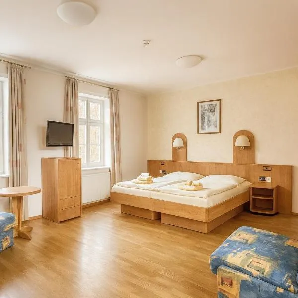 Schlosshotel am Hainich, hotel en Hörselberg-Hainich