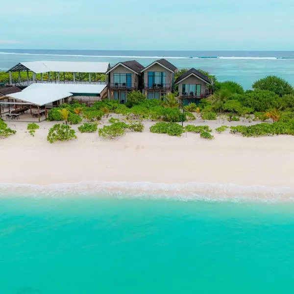 Araaik Beach Village, hotel i Hoarafushi