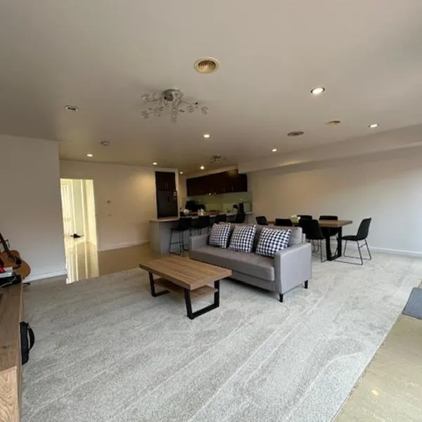 A cozy room with ensuite in Springvale, in a shared accommodation, hotel en Springvale