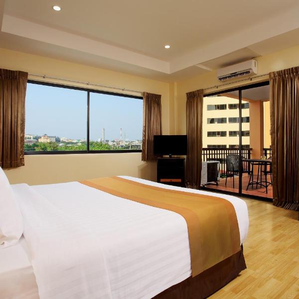 Nova Park Hotel Pattaya