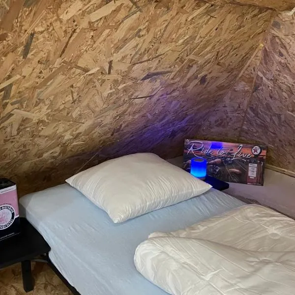 Auberge des Riders, hotel u gradu 'Loze'