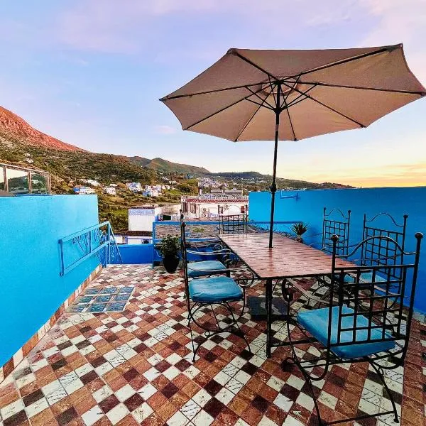 Authentic Dual Terrace house, hotel v destinaci Šafšawán